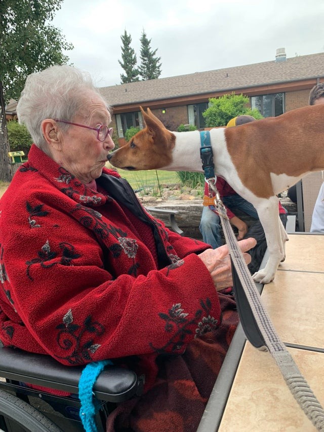 Molly meets aunt Betty!