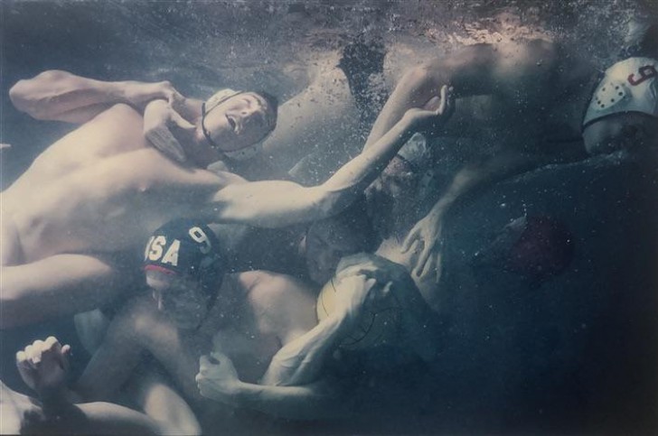9. Ce n'est pas un tableau, mais l'équipe olympique masculine de water-polo des États-Unis.