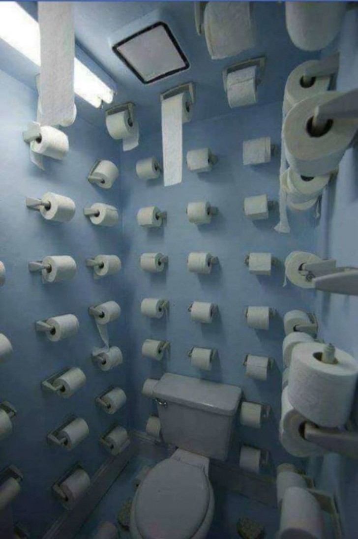 17. On ne court certainement pas le risque de manquer de papier toilette ici !