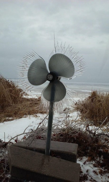 6. Questa foto mostra cosa accade quando il vento incontra le gelide temperature.