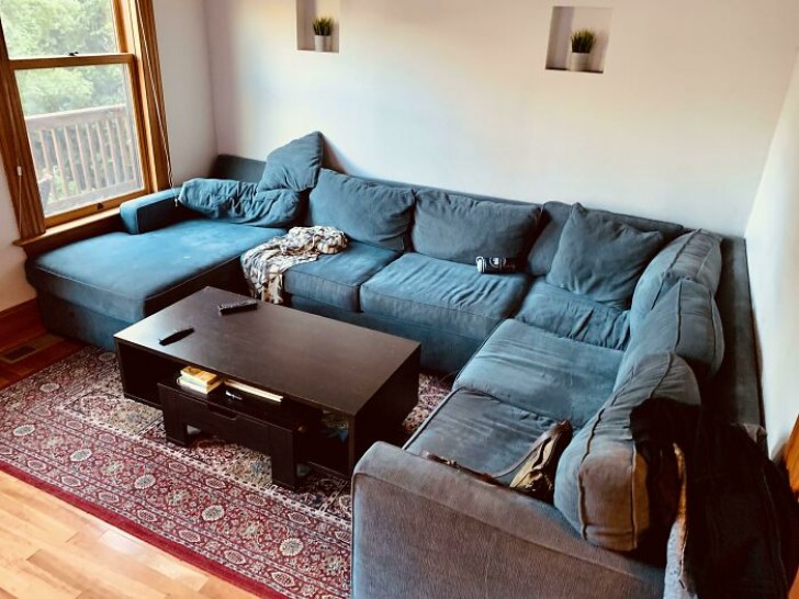 15. Le canapé et le salon
