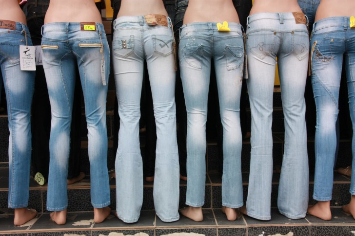 9. Jeans met lage taille