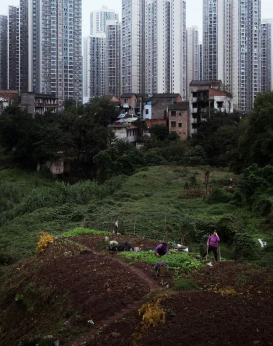 5. Scènes van gewone contrasten in Chongqing, in China