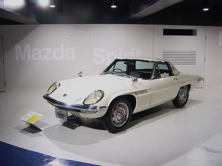 Mazda Cosmo/Wikimedia commons