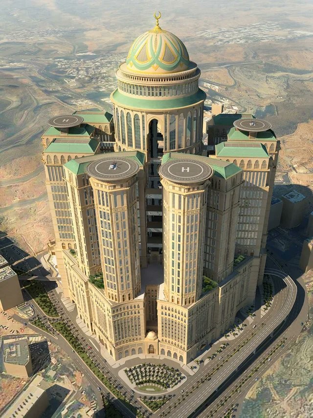 14. Hotel in costruzione, Arabia