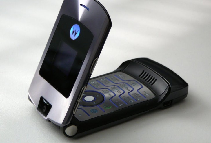 3. Cellulare Motorola 