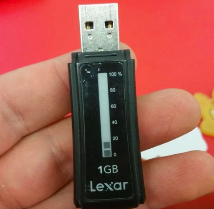 8. USB-stick die laat zien hoe vol hij is