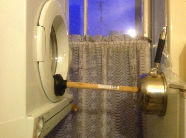 13. Een alternatieve manier om de wasmachine te sluiten om te voorkomen dat het hele huis nat wordt