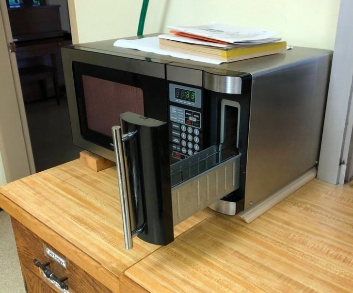 11. "Eine Mikrowelle mit eingebautem Toaster - die Zukunft ist jetzt!"