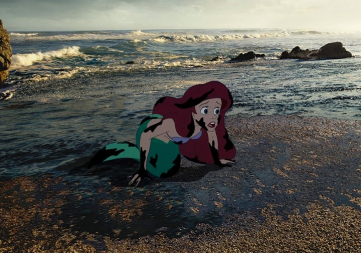 5. Ariel tente de survivre dans les eaux polluées de la mer