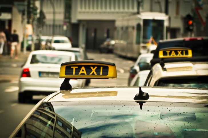 Etimologia del nome taxi