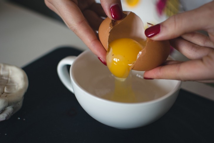 La méthode du jaune d'œuf pour savoir si les œufs sont frais