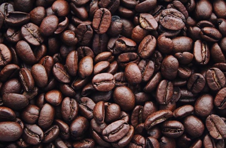 Que faire avant de boire un café ?