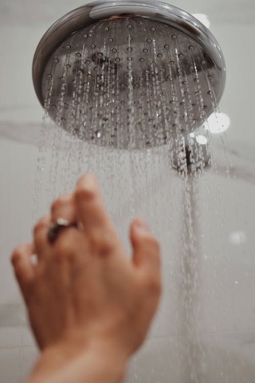 Se doucher tous les jours est-il mauvais pour la peau ?