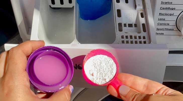 Est-ce la lessive liquide ou celle en poudre qui pollue le plus ? Voici la vérité
