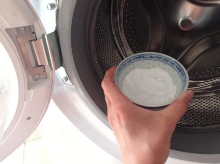 Nettoyage complet de la machine à laver avec des méthodes naturelles