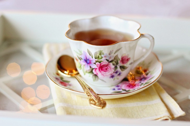 De verbindingen van thee: wat is theïne?