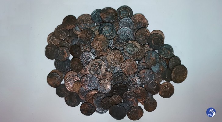 Monete romane al largo della Sardegna: una scoperta da record
