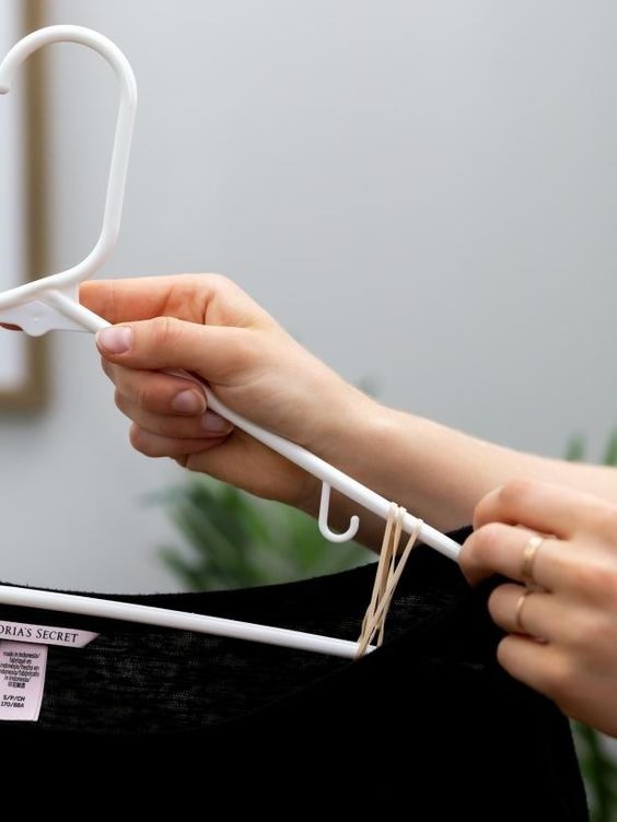 Come riutilizzare gli elastici sui tuoi vestiti