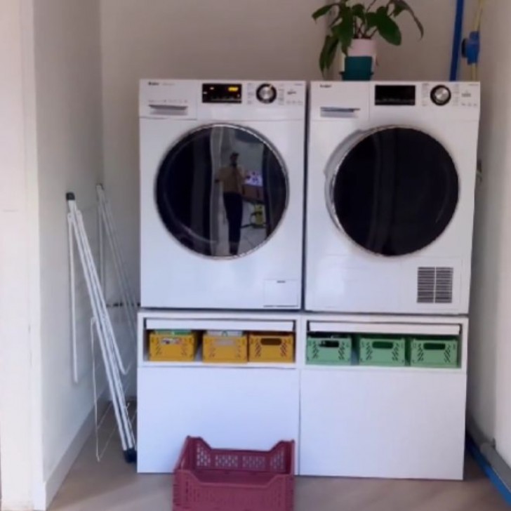 7. Un support pour la machine