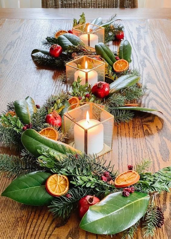 La frutta di stagione nelle decorazioni natalizie