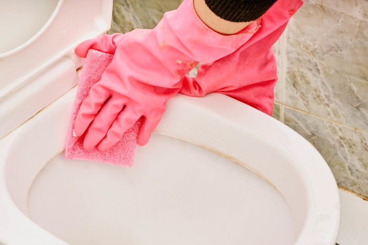 Natürliche Heilmittel für die Reinigung der Toilette