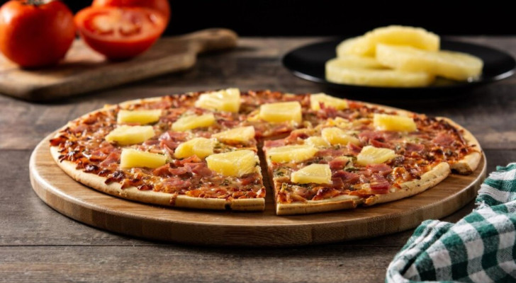 Da dove viene la pizza all’ananas?