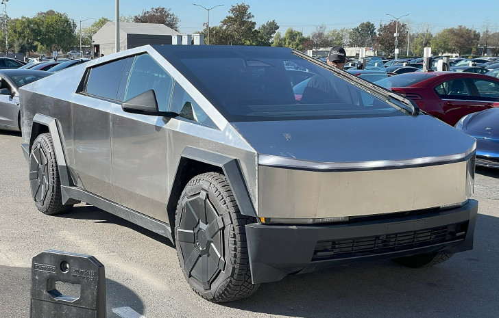 Der Cybertruck von Tesla ist ein Pickup mit einem unvergleichlichen Design