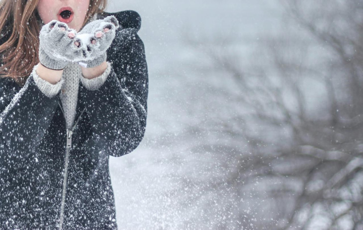 Manger de la neige, les possibles risques de contamination
