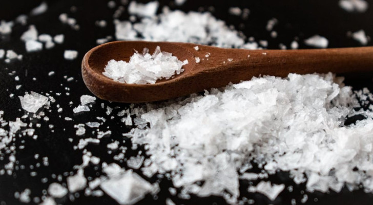 Ein scheinbares Paradoxon: Salz macht Eis kälter
