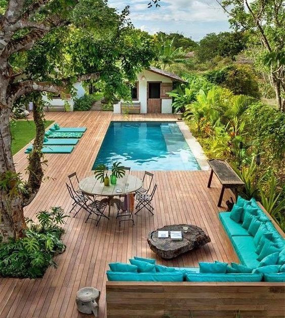 7 - Relaxing swimming pool area