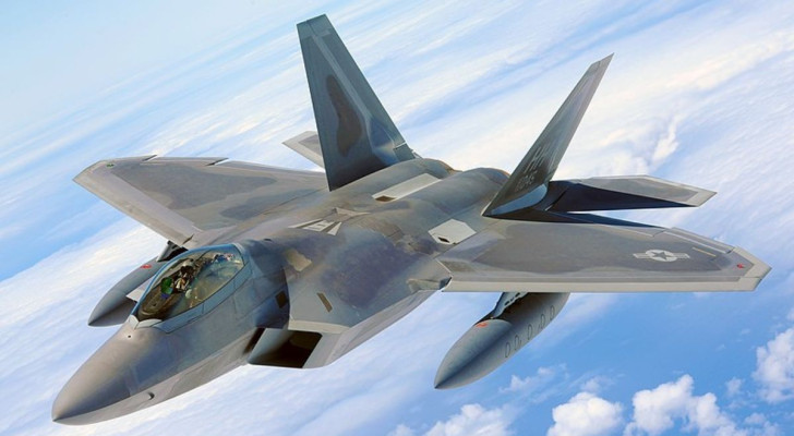 Avancerade och dyra flygplan: detta är stridsplanet F-22
