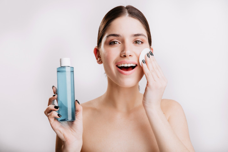 Acqua micellare, alleata della beauty routine