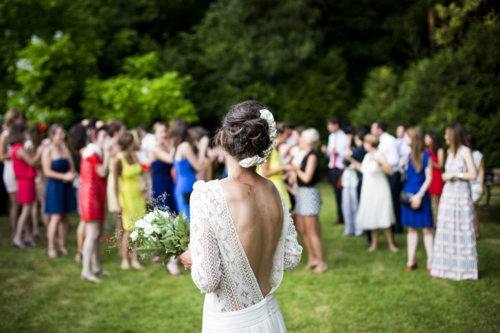 Hur många fester bör man ha innan ett bröllop?