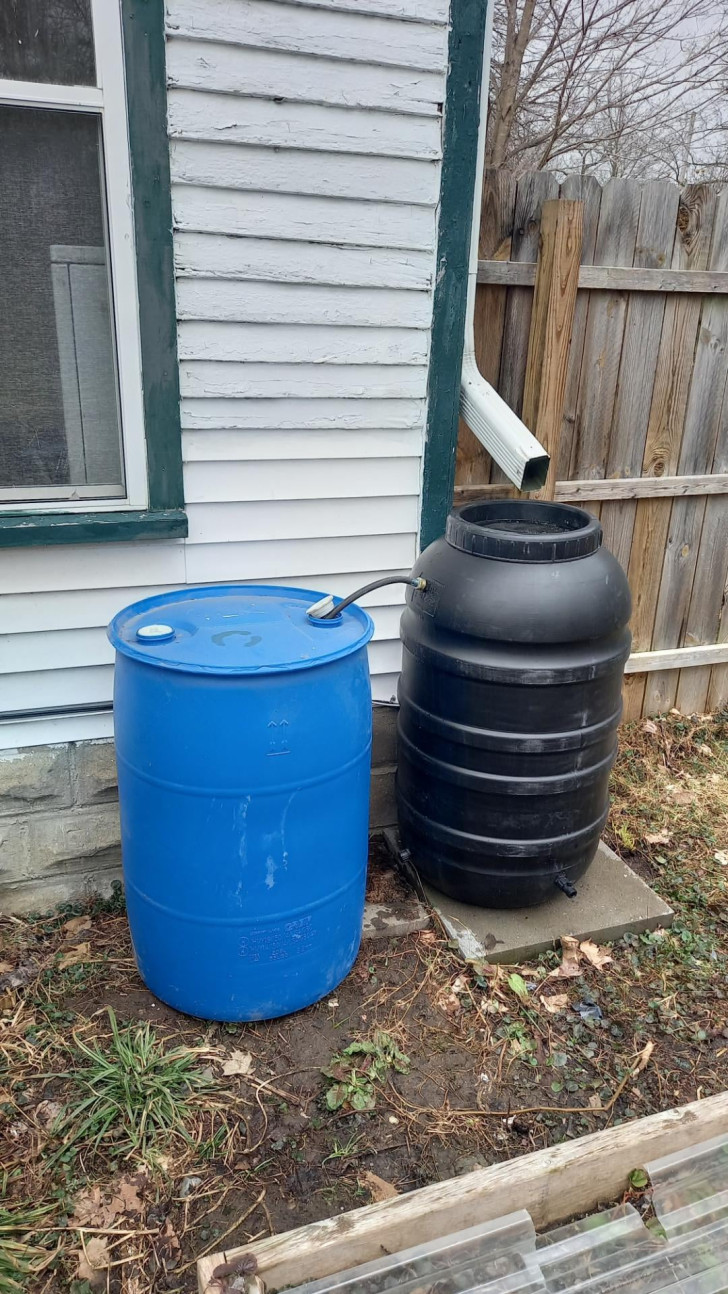 Collect rainwater in tanks