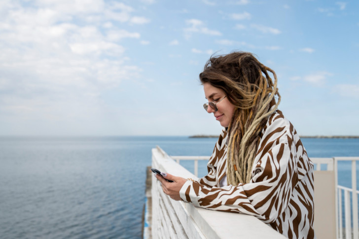Je smartphone op een cruiseschip gebruiken: let op de kosten