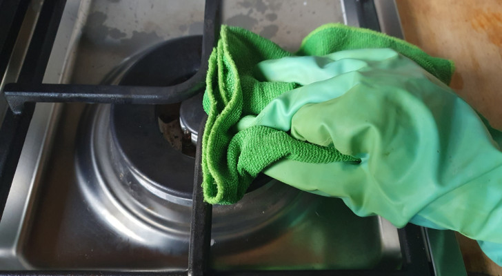 Utiliser l'amidon de maïs pour nettoyer les plaques de cuisson