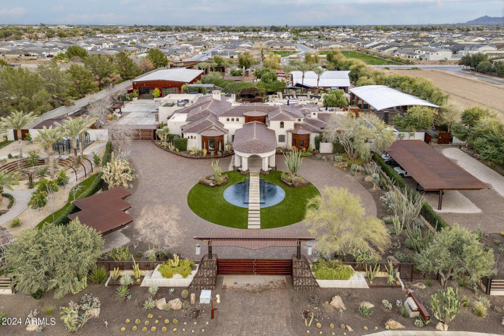 Alle voorzieningen van het landgoed in Gilbert, Arizona