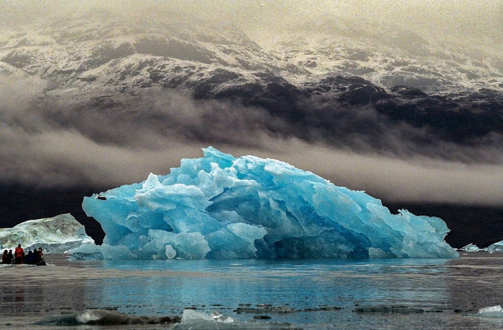 Des icebergs bleus, mais aussi des icebergs verts : ce sont les icebergs de mer