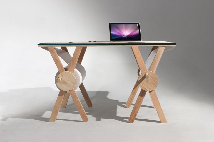 Op dit bureau met papier op rol kan je honderden meters aan ideeën en ontwerpen kwijt - 1