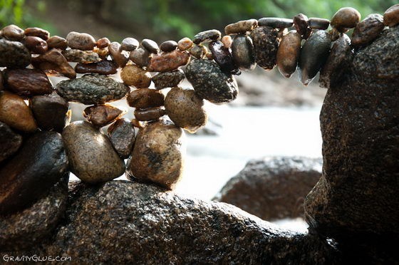 L'art de mettre les pierres en équilibre: les sculptures «impossibles» de Michael Grab - 4