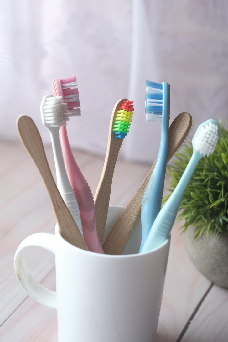 De tandenborstel correct schoonmaken