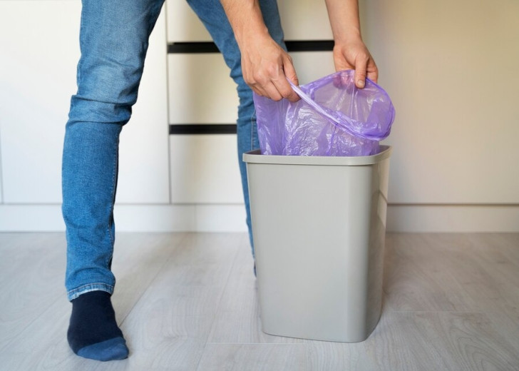 Methoden zur Reinigung der Mülltonne