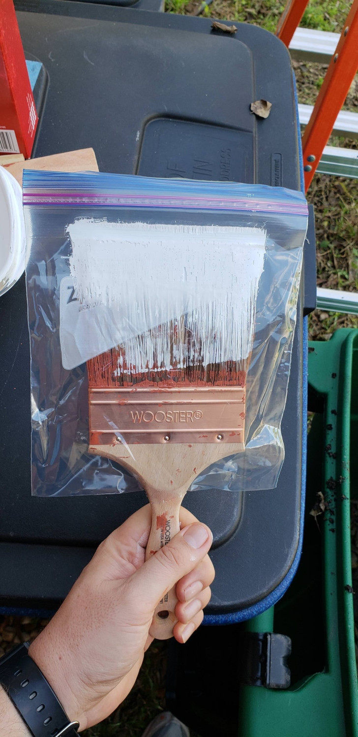 4. No more dried-out paint brushes
