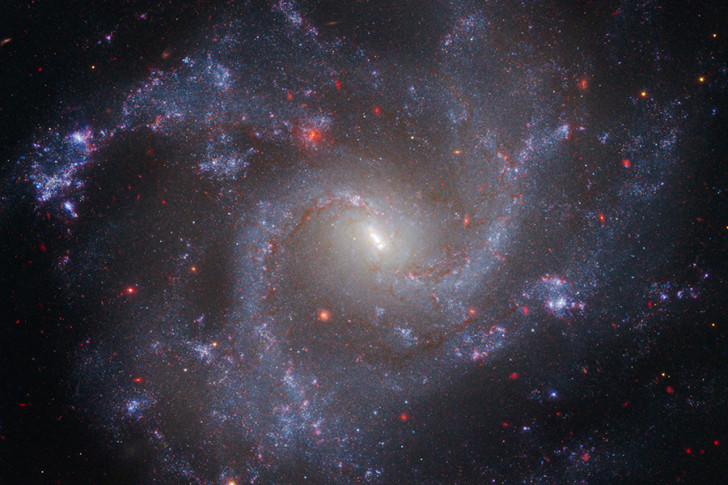 Telescopio Webb conferma i dati di Hubble