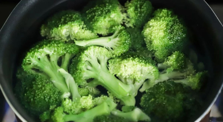 Vilka är hälsofördelarna med broccoli?