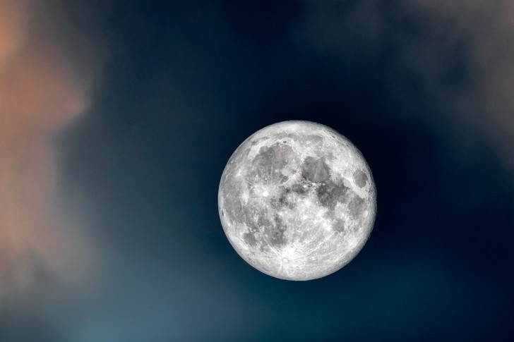 Beeinflusst der Mond die Ernte? Für die Wissenschaft heißt es nein