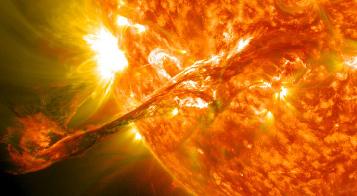 Espulsione di massa coronale catturata dal Solar Dynamics Observatory della NASA