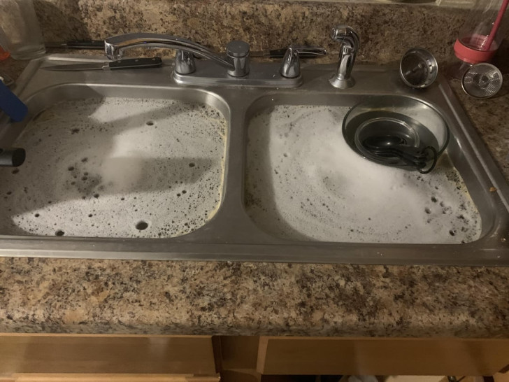 two blocked sinks in the kitchen