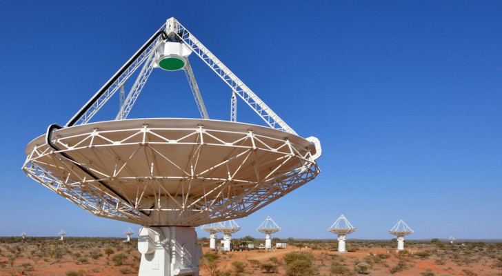 Les télescopes ASKAP en Australie, qui ont été les premiers à découvrir le FRB survenu il y a huit milliards d'années